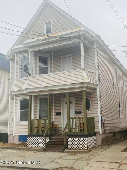 510 Paige St, Schenectady, NY 12307