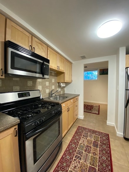 1 Dana St Unit 2, Cambridge, MA 02138