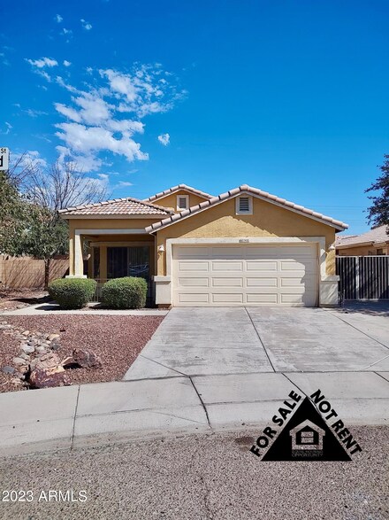 7432 W Raymond St, Phoenix, AZ 85043