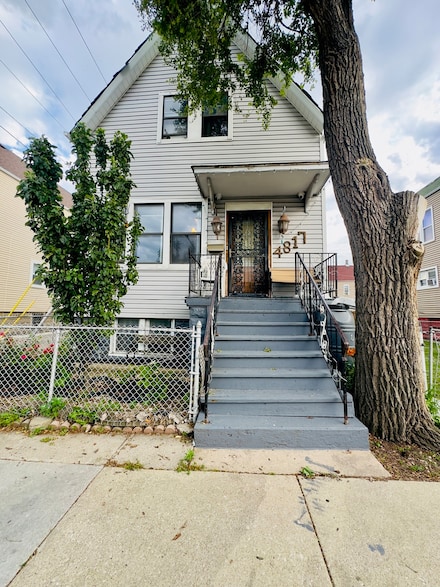 4817 W 28th St, Cicero, IL 60804