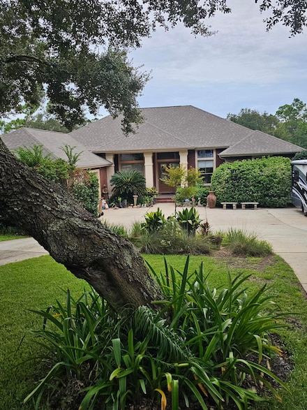 2707 Avenida de Soto, Navarre, FL 32566