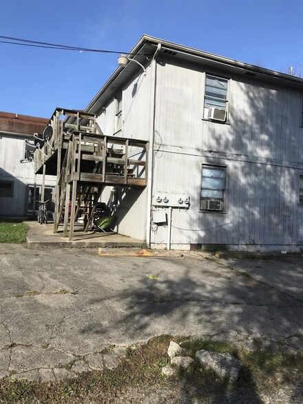 337 Madison Ave S, Pulaski, VA 24301