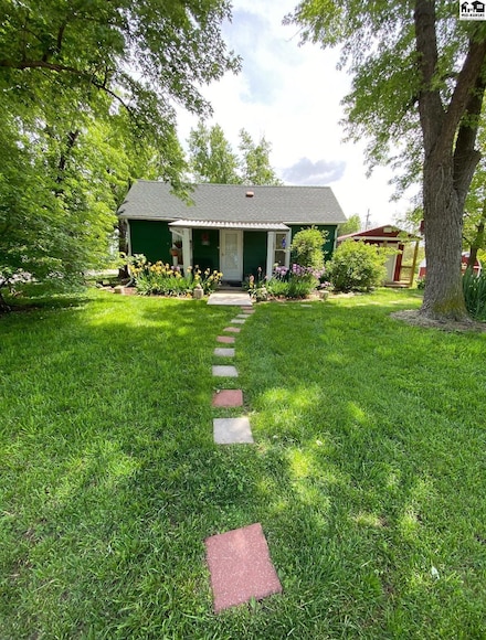 229 Osborne St, Hutchinson, KS 67501