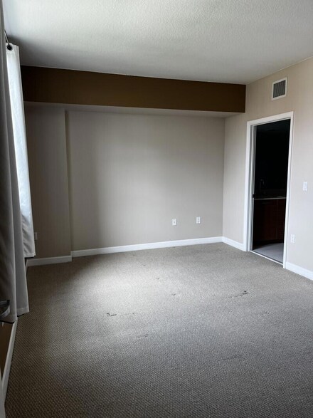 480 Hibiscus St Unit 640, West Palm Beach, FL 33401