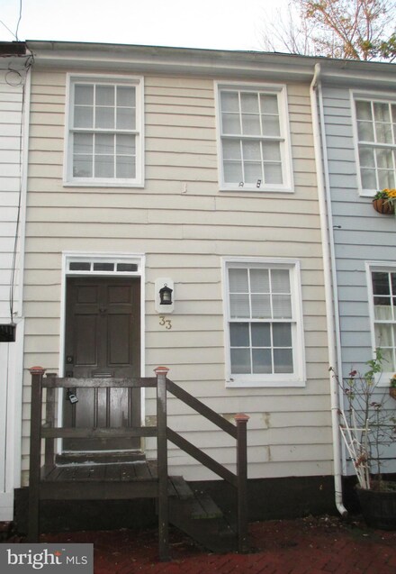 33 Pinkney St, Annapolis, MD 21401