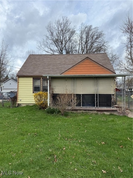 317 E 44th St, Lorain, OH 44052