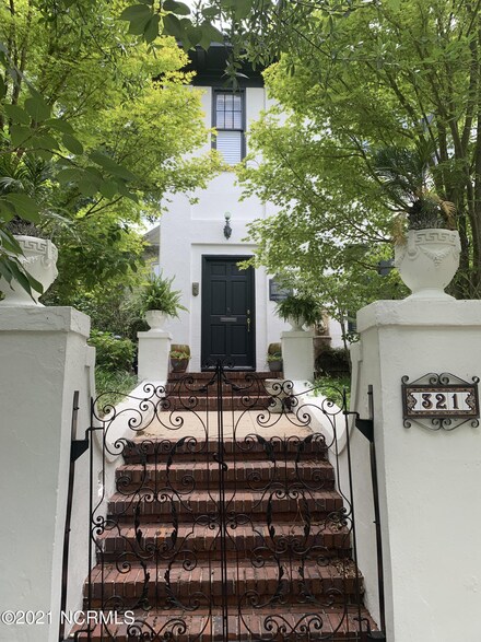 321 S 2nd St, Wilmington, NC 28401