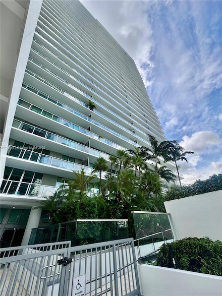 79 SW 12 St Unit 2811, Miami, FL 33130