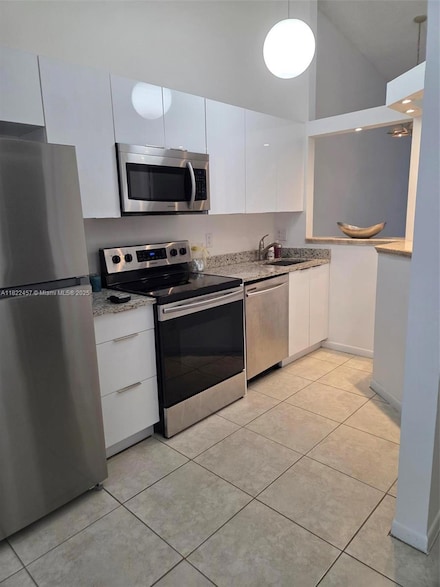 3686 NW 83rd Ln, Sunrise, FL 33351