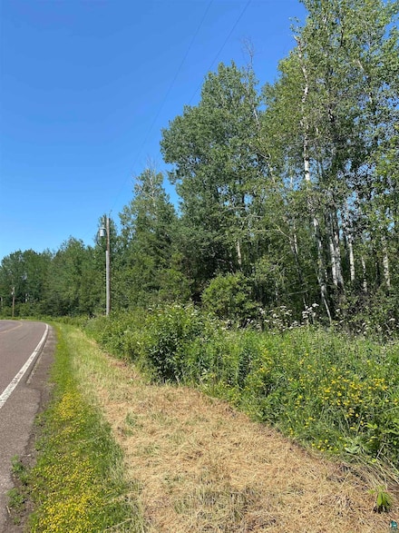 3285 Medin Rd, Duluth, MN 55804