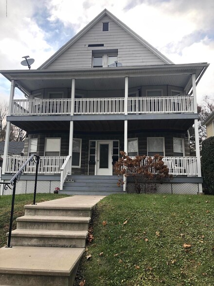 1027-1029 Woodlawn St, Scranton, PA 18509