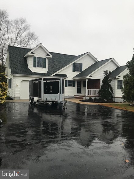 190 North St, West Creek, NJ 08092