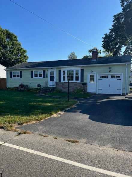 568 Buttonwoods Ave, Warwick, RI 02886