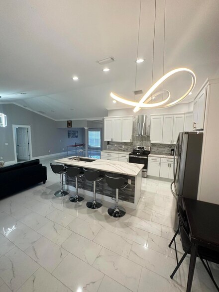 3660 SW Bonwold St, Port Saint Lucie, FL 34953