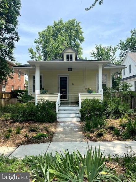 6 E Walnut St, Alexandria, VA 22301