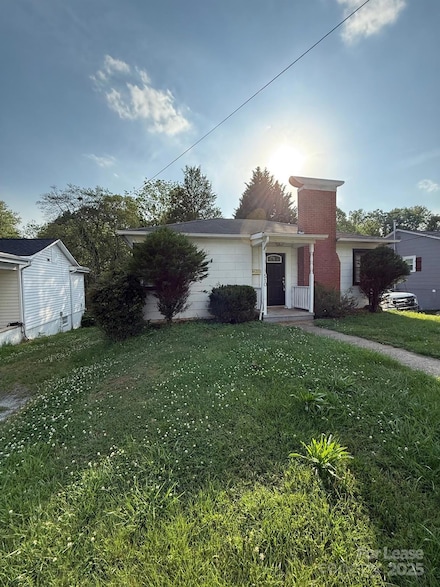 510 Edgewood Dr SW, Lenoir, NC 28645