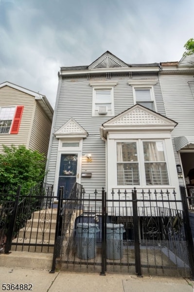 95 Mount Prospect Ave, Newark, NJ 07104