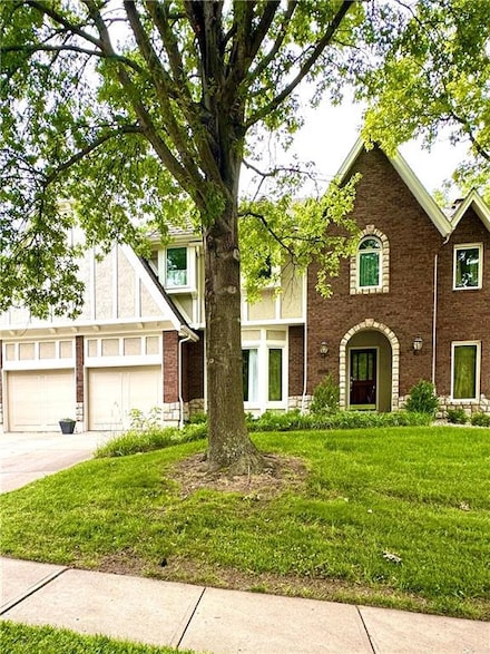 5500 NW 62nd St, Kansas City, MO 64151