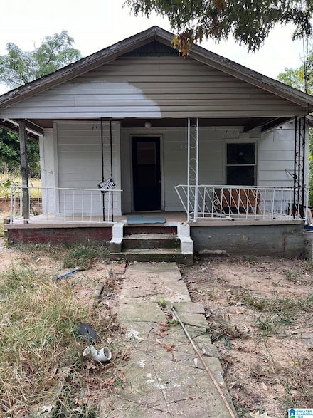 711 N Ledbetter St, Anniston, AL 36201