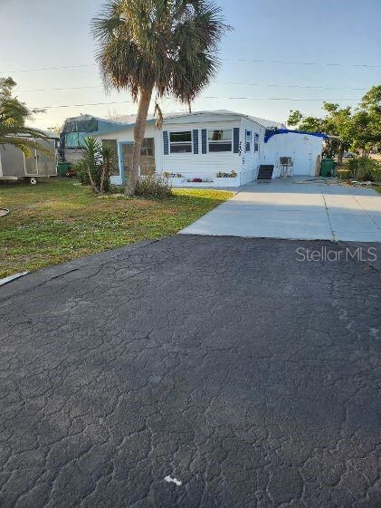 2405 Heron Dr, Englewood, FL 34224