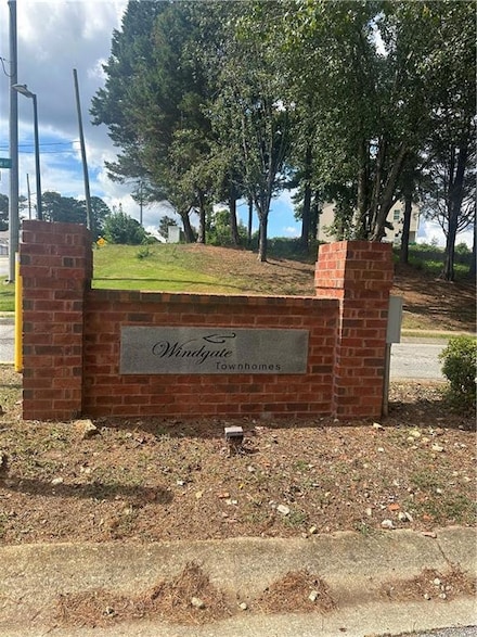 5768 Wind Gate Ln, Lithonia, GA 30058