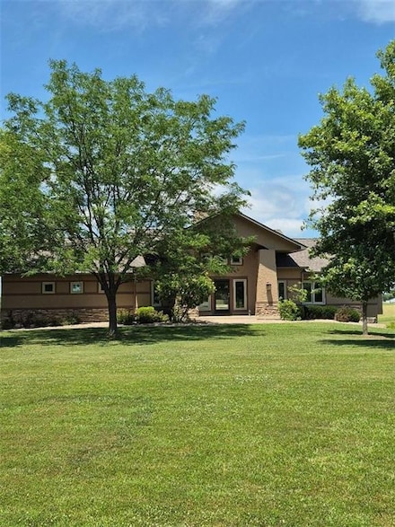 15970 Woodend Rd, Bonner Springs, KS 66012