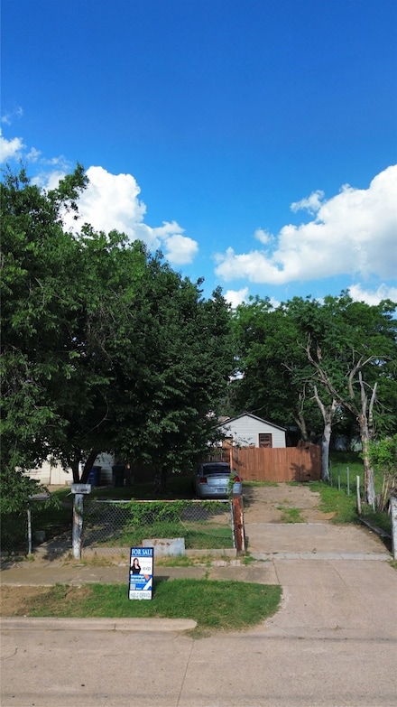 3310 Wake St, Dallas, TX 75212