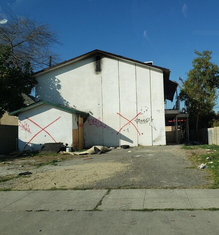 3115 E Clay Ave, Fresno, CA 93702