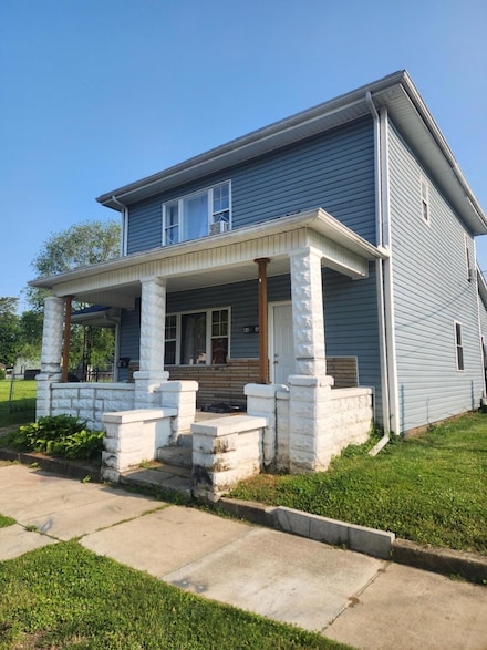 84 Western Ave, Newark, OH 43055