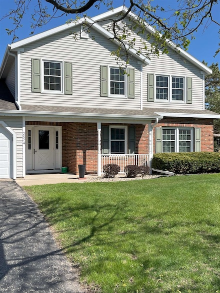 2524 Village Ln Unit D, Oshkosh, WI 54904