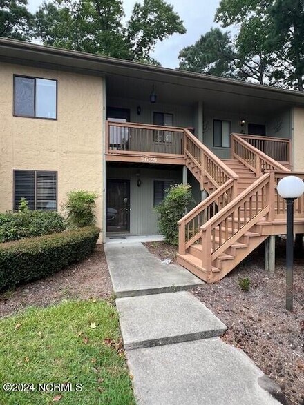 3629 Saint Johns Ct Unit B, Wilmington, NC 28403