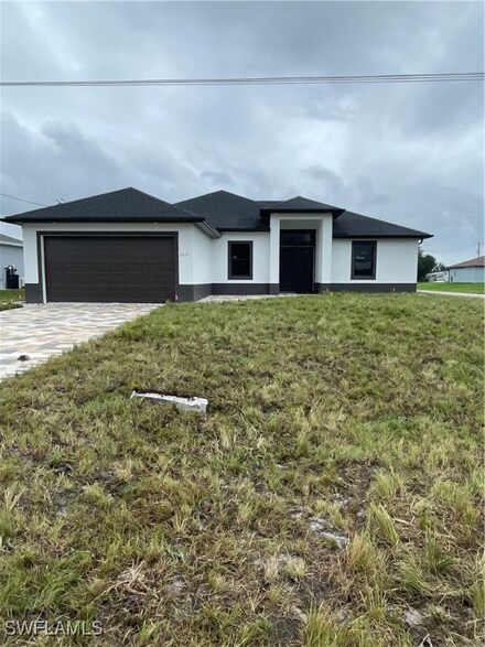 2919 14th St SW, Lehigh Acres, FL 33976