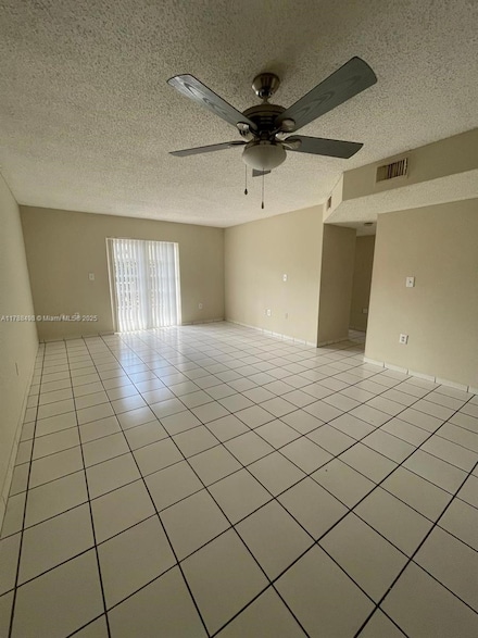 2925 W 80th St Unit 101, Hialeah, FL 33018