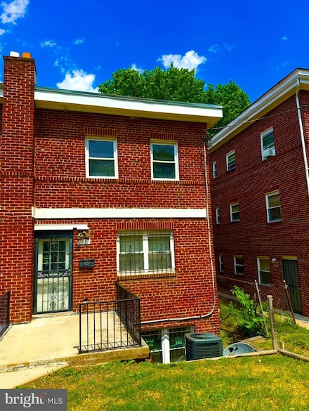 316 Atlantic St SE, Washington, DC 20032