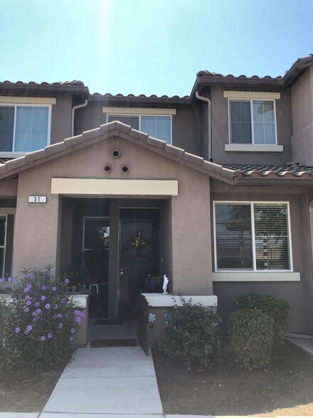 1170 W Walter Ave Unit 31, Fowler, CA 93625