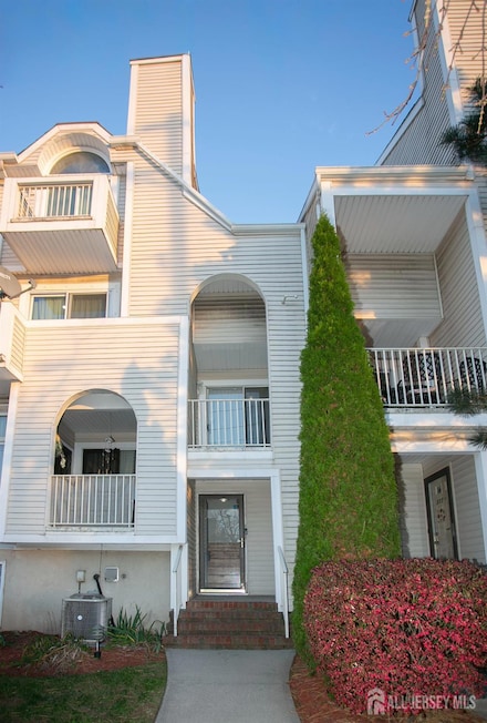 410 Johnstone St, Perth Amboy, NJ 08861