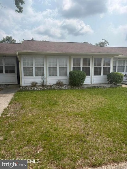 12 A Edinburgh La, Manchester, NJ 08759