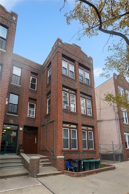 659 Miller Ave, Brooklyn, NY 11207