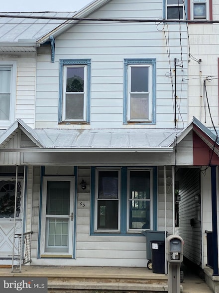 63 W Main St, Newmanstown, PA 17073