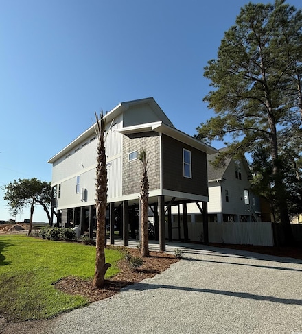189 Brown Pelican Loop, Pawleys Island, SC 29585