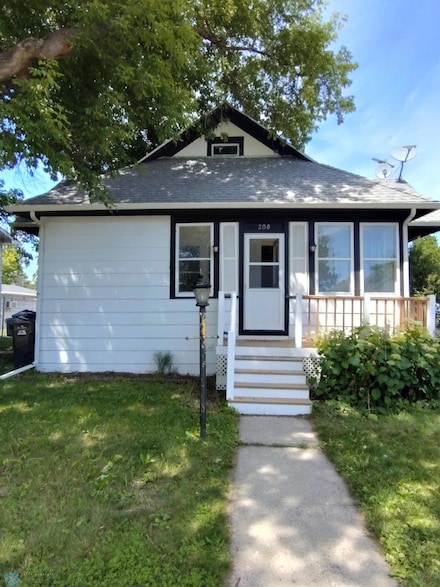 208 1st Ave SE, Dilworth, MN 56529