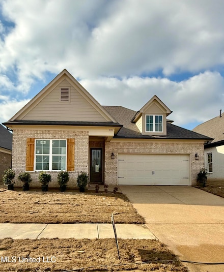 818 Quitman Ct W, Hernando, MS 38651