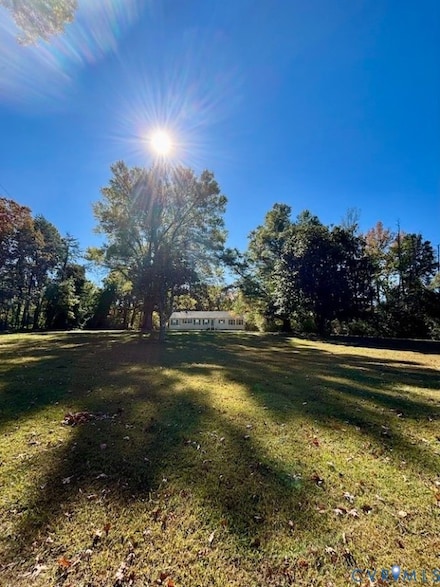 941 Saxkey Rd, Drakes Branch, VA 23937