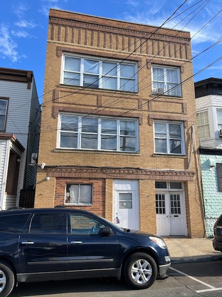598 67th St Unit 2, West New York, NJ 07093