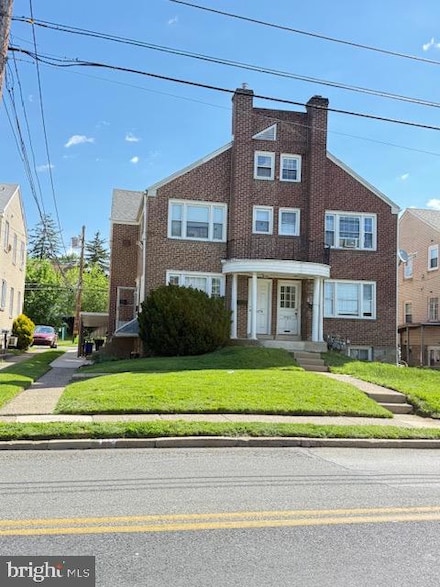 807 Burmont Rd, Drexel Hill, PA 19026