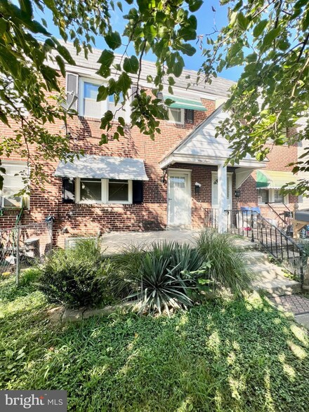 134 W Meadow Rd, Brooklyn, MD 21225