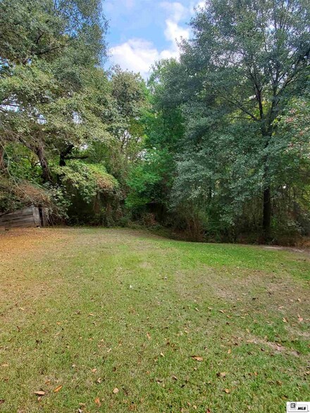 000 Highway 17, Oak Grove, LA 71263