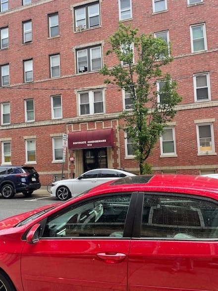 7812 Hudson Ave Unit 4E, North Bergen, NJ 07047