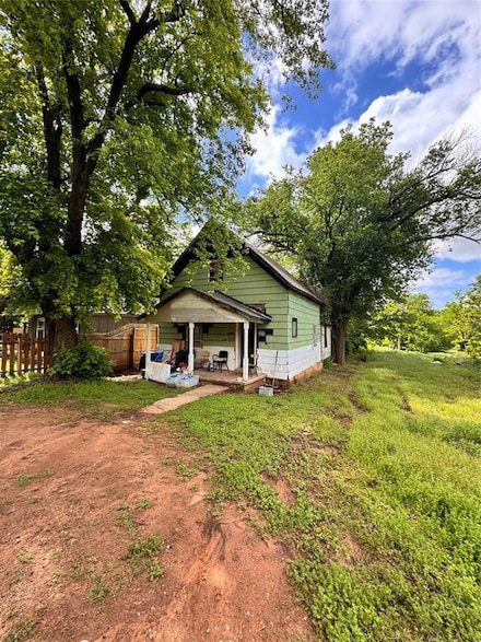 607 E Grant Ave, Guthrie, OK 73044