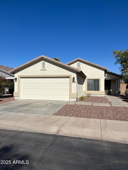 30169 N Sunray Dr, San Tan Valley, AZ 85143